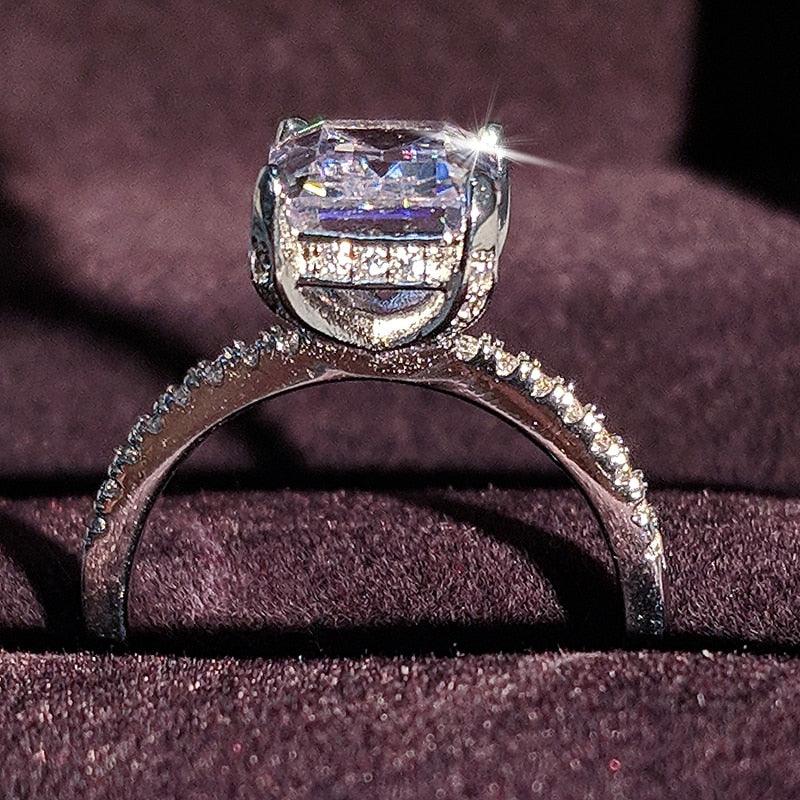 NEW ARRIVAL - Designer Luxury Princess Cut AAA+ Quality CZ Diamonds High End Ring - The Jewellery Supermarket