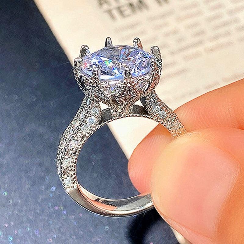 New Arrival Luxury Halo Round Cut Marvelous AAA+ CZ Diamonds Engagement Ring - The Jewellery Supermarket