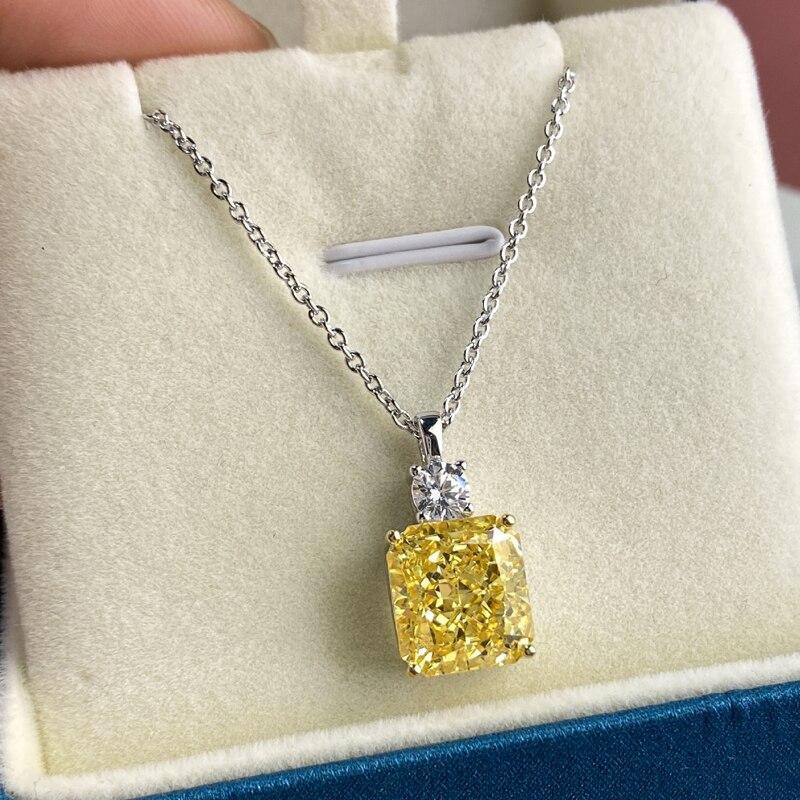 Luxury Sparkling 3 Carat High Quality Simulated Diamond Pendant Necklace - The Jewellery Supermarket