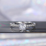 Brilliant Round ♥︎ High Quality AAA+ Cubic Zirconia Diamonds ♥︎ Luxury Engagement Ring - The Jewellery Supermarket