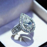 Lovely Pear Shaped AAA+ Cubic Zirconia Diamonds Dazzling Fashion Elegant Ring